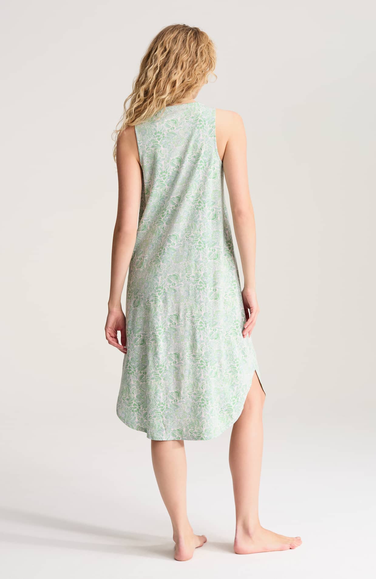 266971_AQ1_BACK.jpg