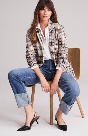 Fringed-Cuff Straight-Leg Jeans