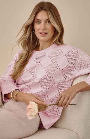 Diamond-Patterned Textured Sweater