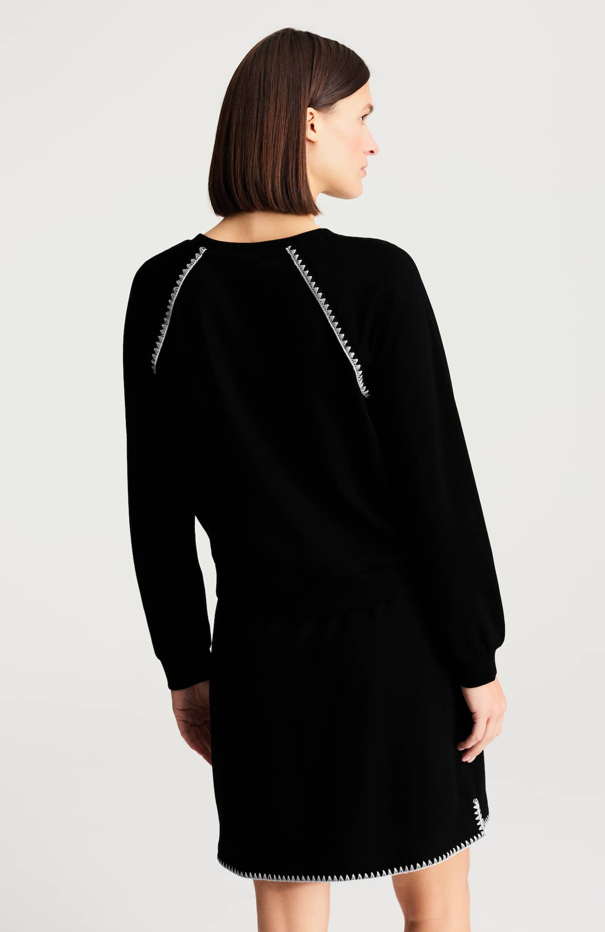338611_780_BACK.jpg