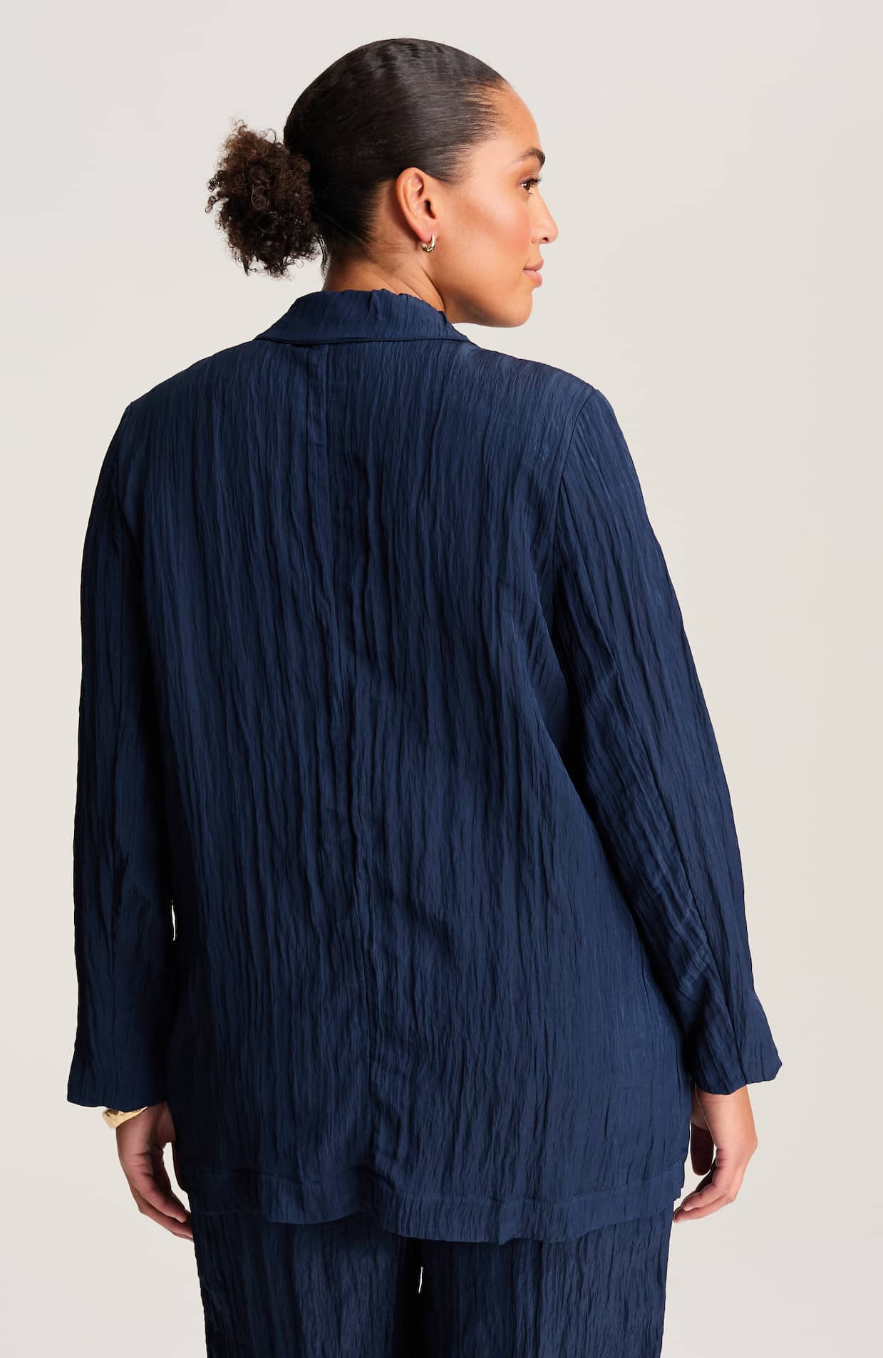 339071_20M_BACK.jpg