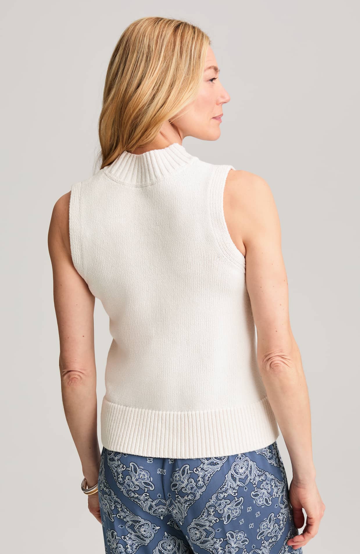 346651_61B_BACK.jpg