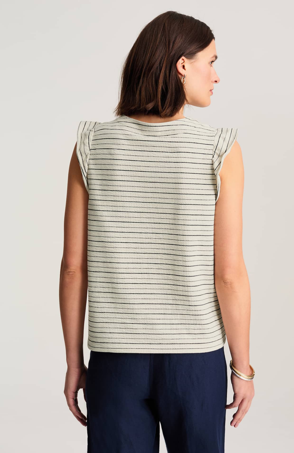 346941_B61_BACK.jpg