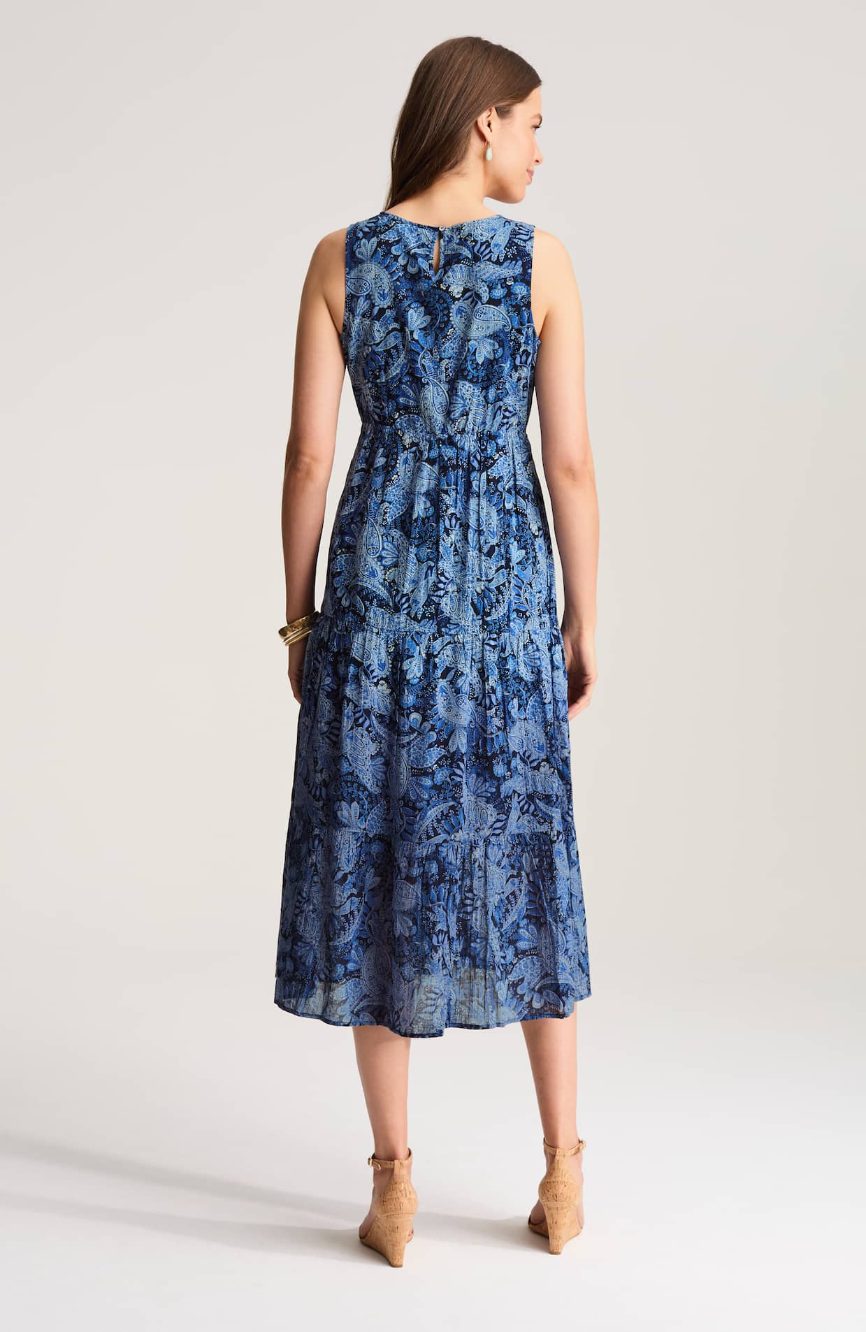 350301_AW6_BACK.jpg
