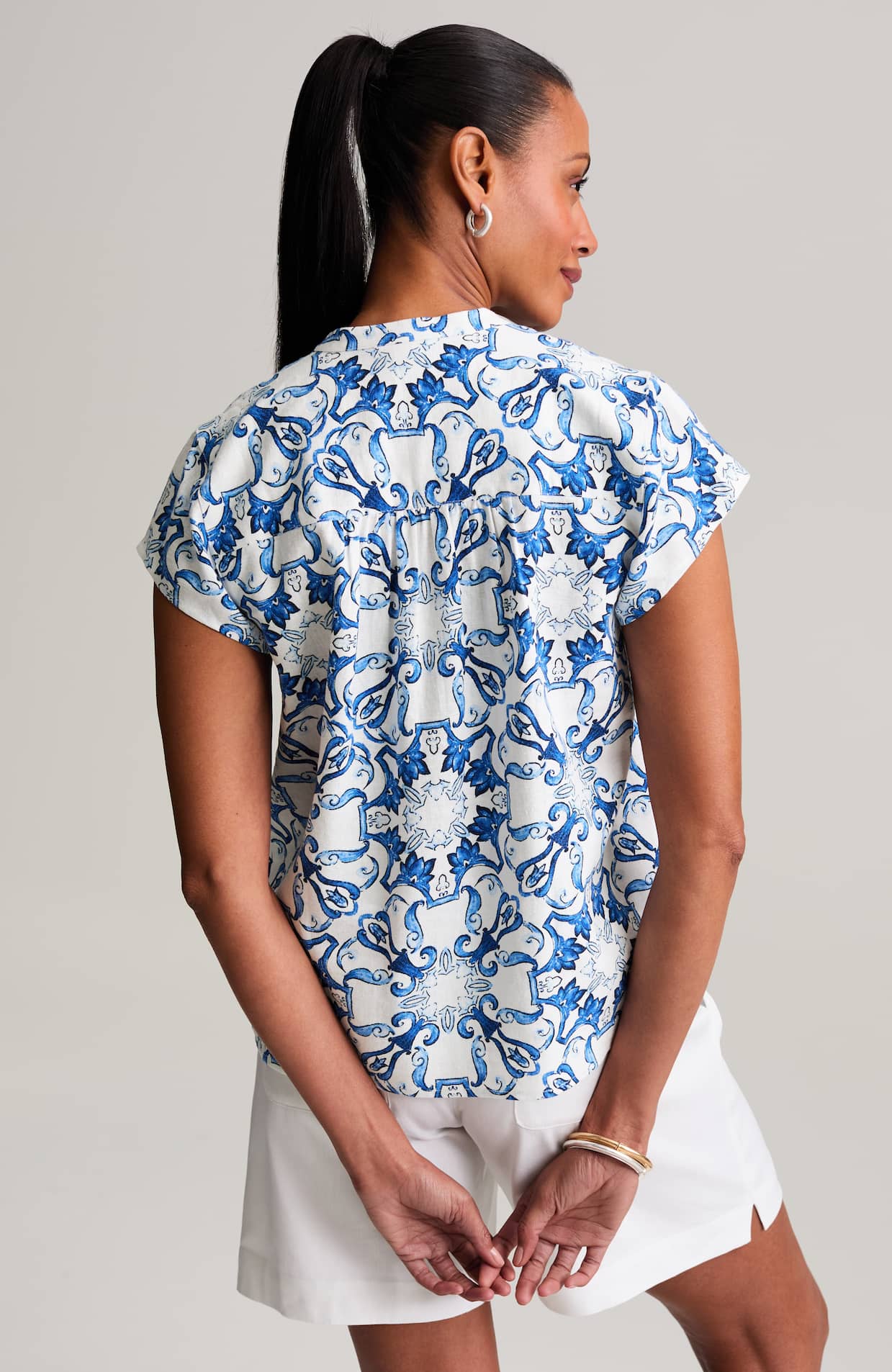357001_BG5_BACK.jpg